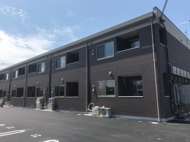 物件外観写真1　(外観写真（昼）)