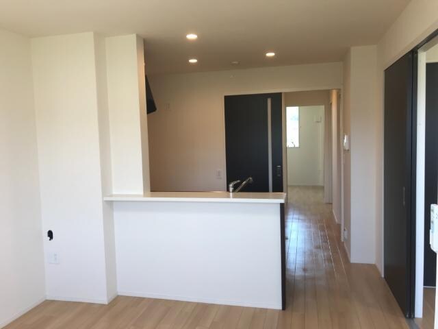 物件内観写真9　(リビング)