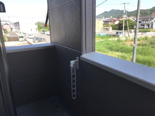 物件内観写真28　(ベランダ)