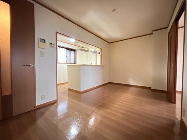 物件内観写真9　(リビング)