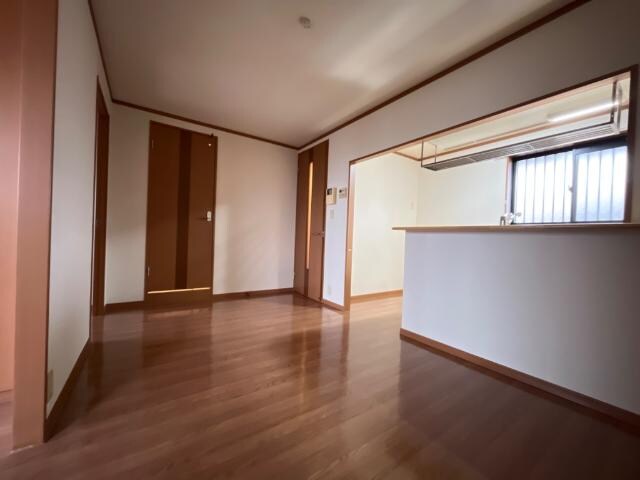 物件内観写真10　(リビング)