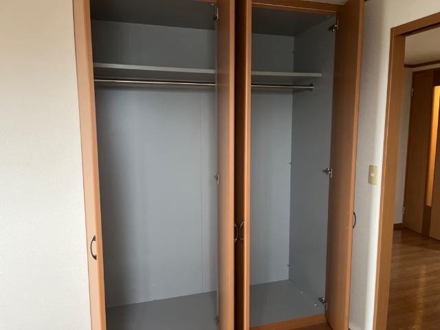 物件内観写真12　(クローゼット)