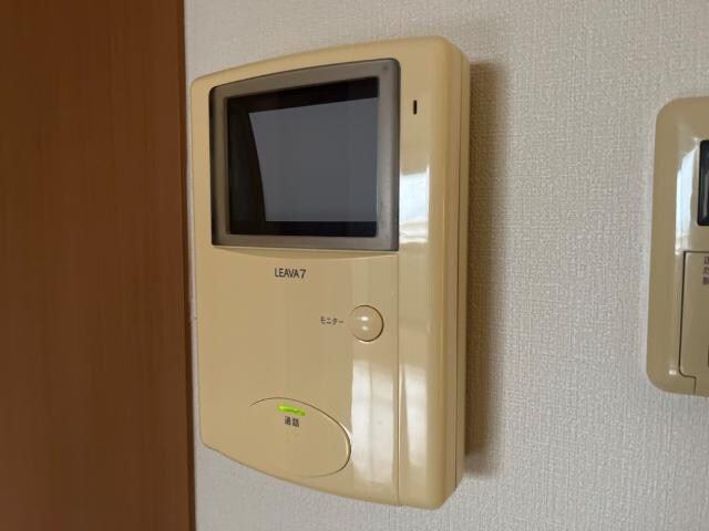 物件内観写真27　(カメラ付インターホン)