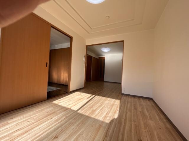 物件内観写真6　(リビング)