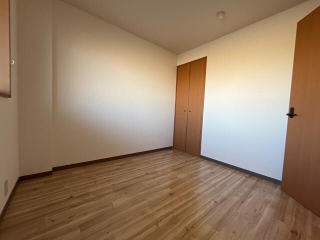 物件内観写真7　(洋室)