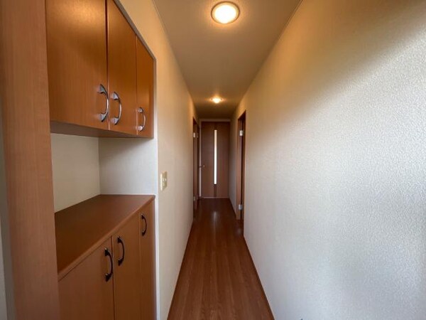 内装他(廊下)