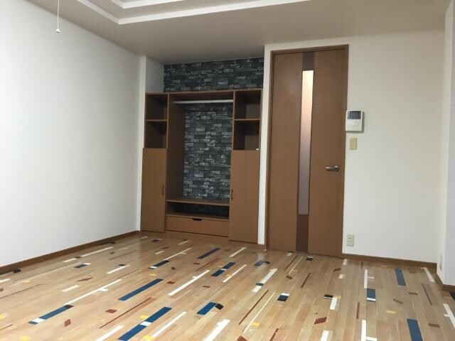 物件内観写真4　(洋室)