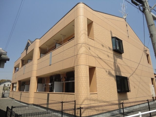 物件外観写真1　(外観写真（昼）)