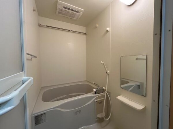 浴室(バス／シャワールーム等)