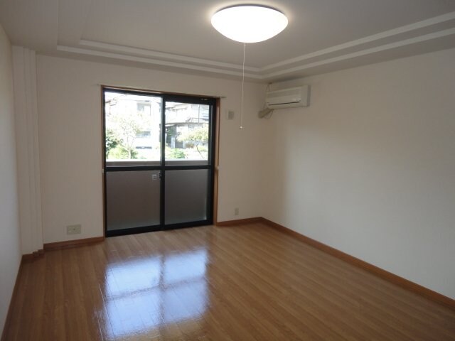 物件内観写真3　(洋室（イメージ）)