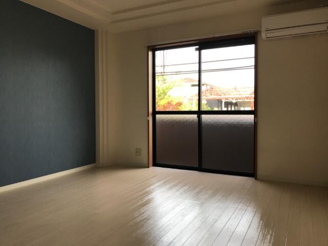 物件内観写真8　(洋室)