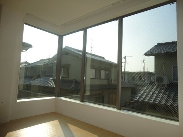 建物設備(大型サッシ)