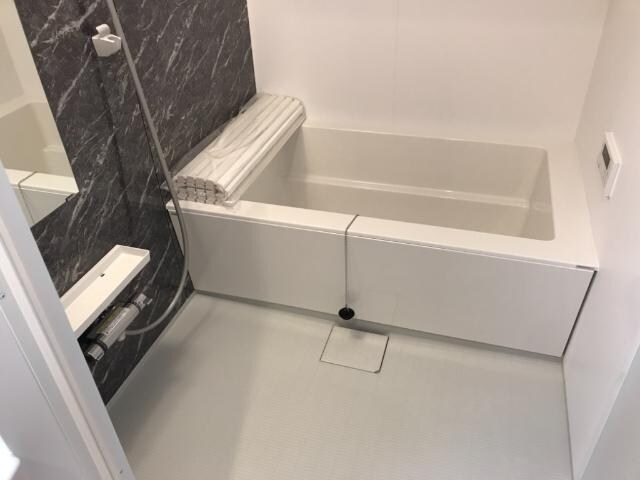 物件内観写真7　(ユニットバス)