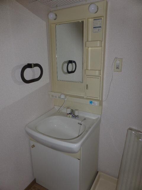 物件内観写真7　(洗面所)