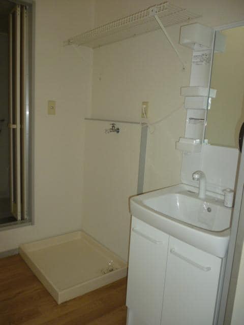 物件内観写真10　(洗面所)