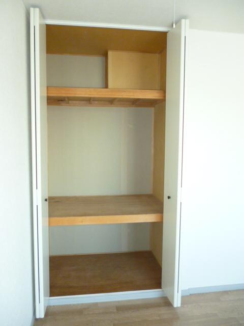 物件内観写真14　(収納)