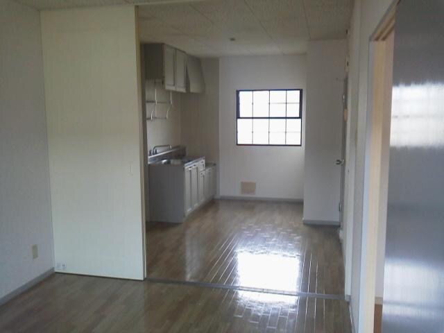 物件内観写真14　(洋室)