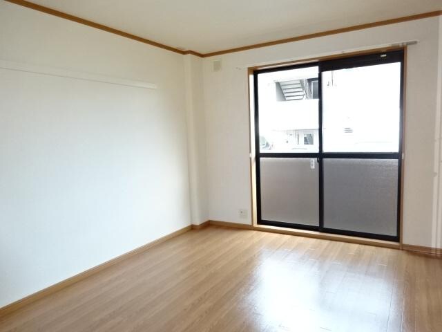 物件内観写真12　(洋室(6.7帖))