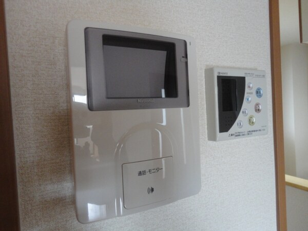 セキュリティ(カメラ付インターホン)