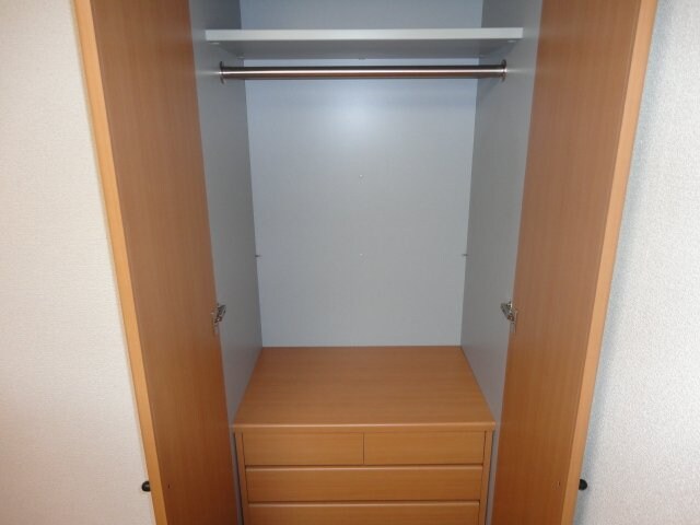 物件内観写真15　(クローゼット)