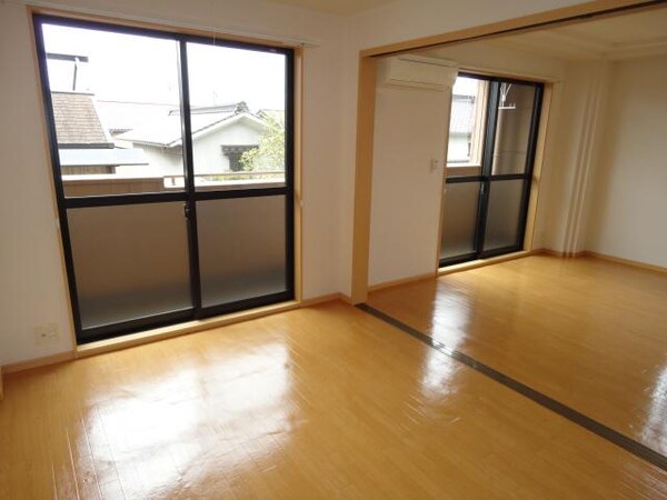 内装他(洋室（6.1帖）)