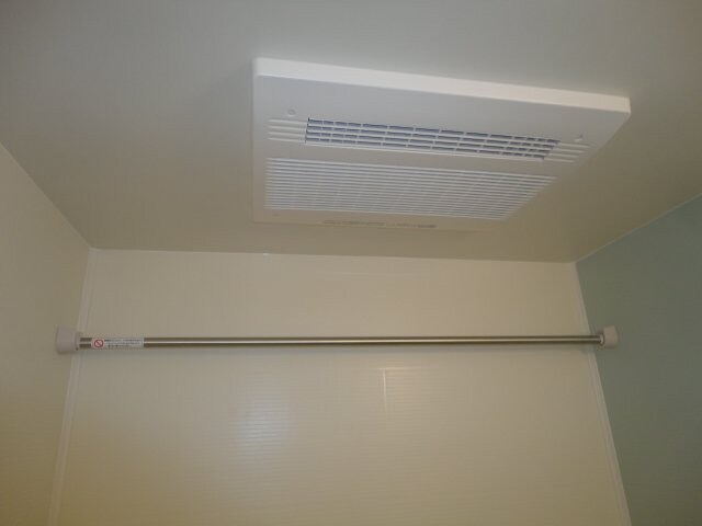 物件内観写真11　(浴室乾燥機)
