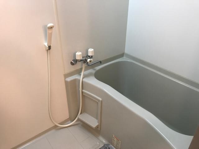 物件内観写真15　(ユニットバス)