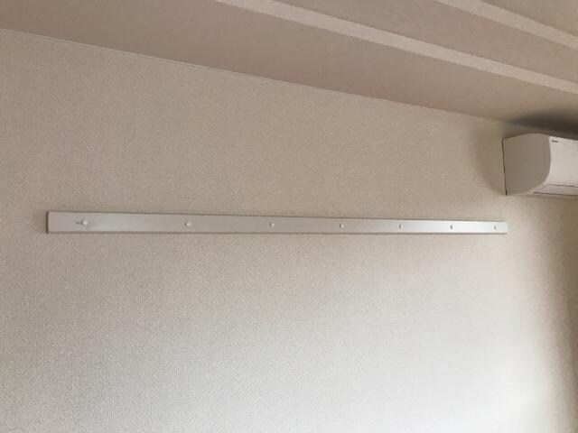 物件内観写真28　(ハンガーラック)