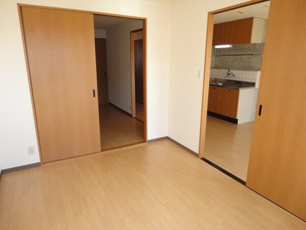 内装他(洋室（6.0帖）)