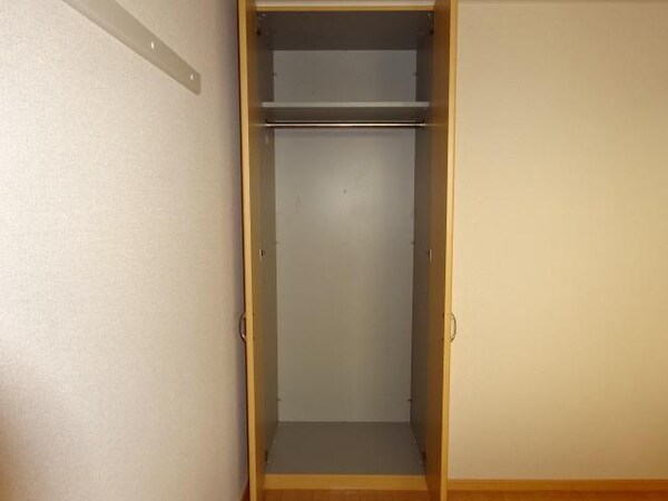 収納(クローゼット(5.5帖洋室))