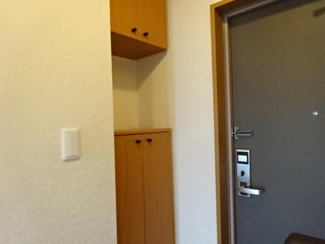 物件内観写真27　(下駄箱)