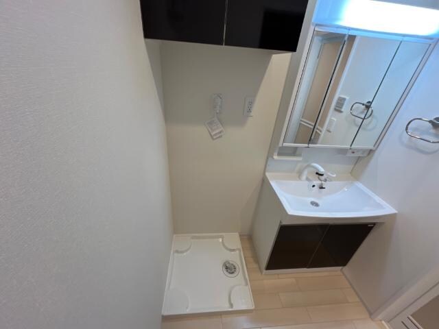 物件内観写真24　(洗濯機置場)