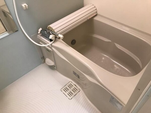 浴室(バス／シャワールーム等)