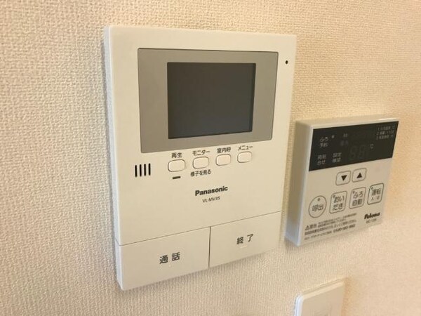 セキュリティ(カメラ付インターホン)