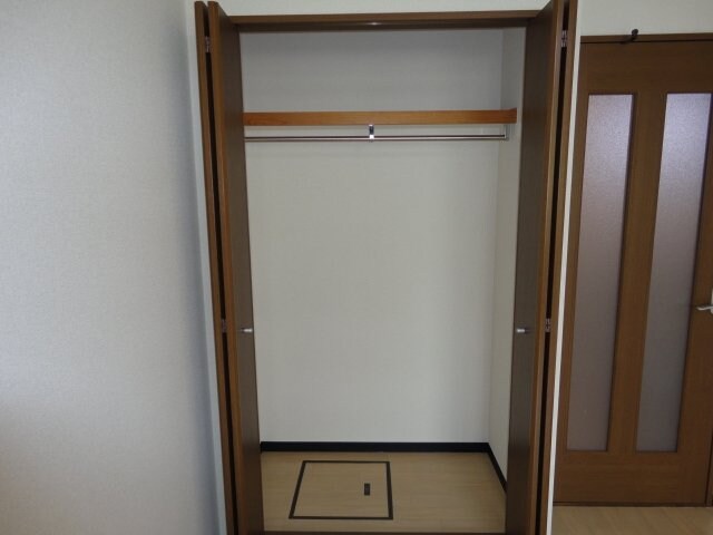 物件内観写真5　(クローゼット（イメージ）)