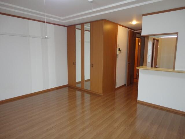 物件内観写真18　(洋室)