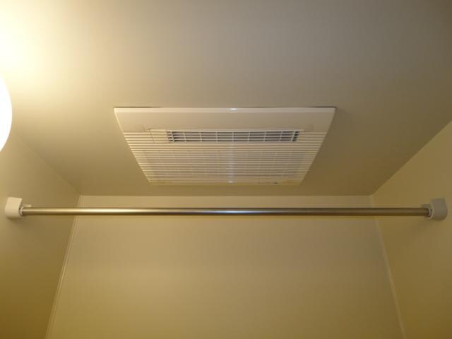 物件内観写真25　(浴室乾燥機)