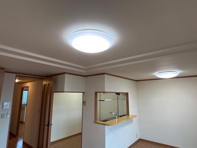 物件内観写真19　(リモコン付LED照明)