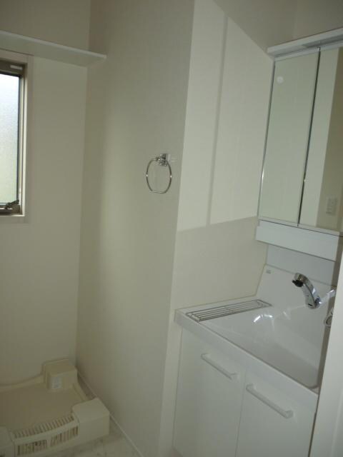 物件内観写真7　(洗面所)