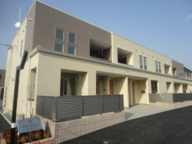 物件外観写真1　(外観写真（昼）)