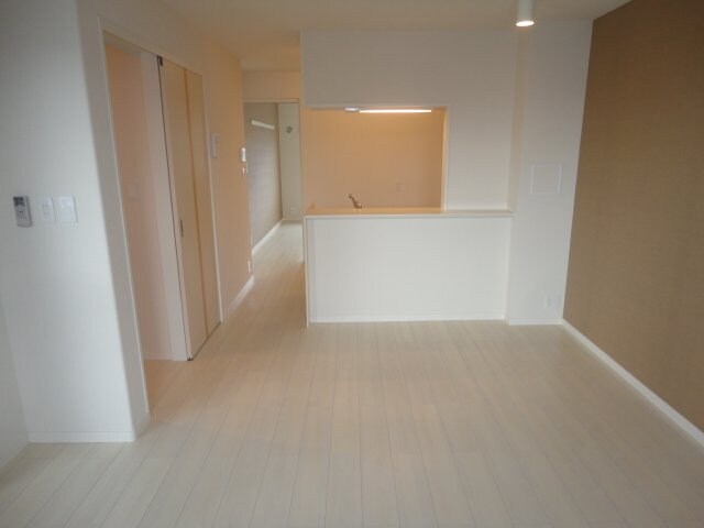 物件内観写真11　(ＬＤＫ（14.5帖）)