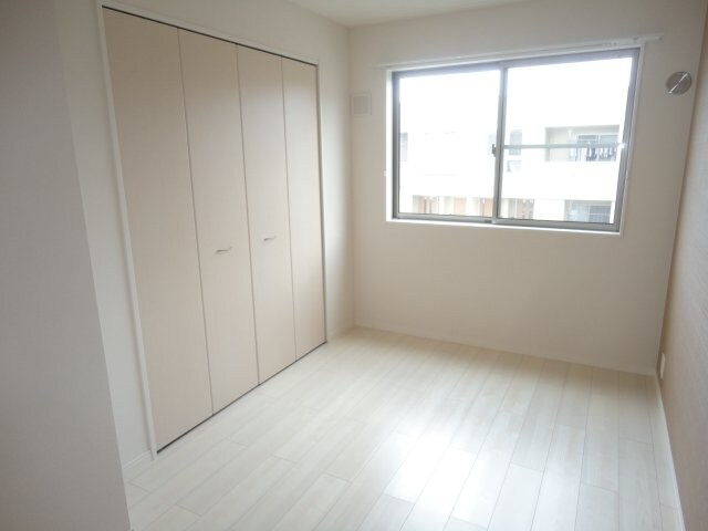 物件内観写真23　(洋室（5.0帖）)