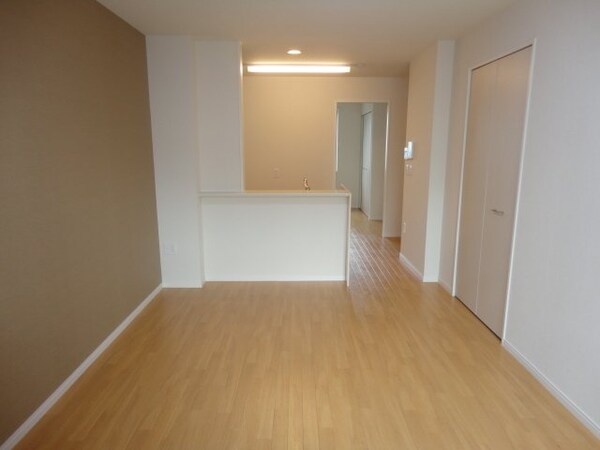 居室(LDK（12.6帖）)