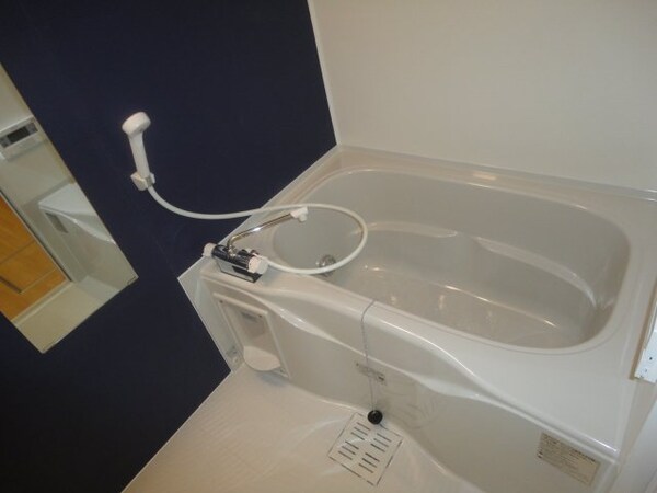 浴室(バス（サーモ水栓付）)