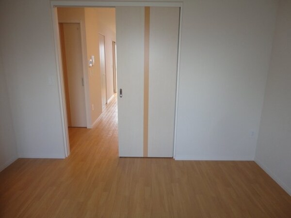 内装他(洋室（5.8帖）)