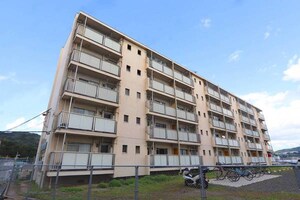 ビレッジハウス大門第二8号棟外観写真