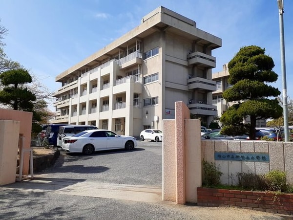 周辺環境(福山市立伊勢丘小学校まで1100m)