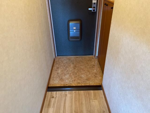 物件内観写真16　(玄関（イメージ）)