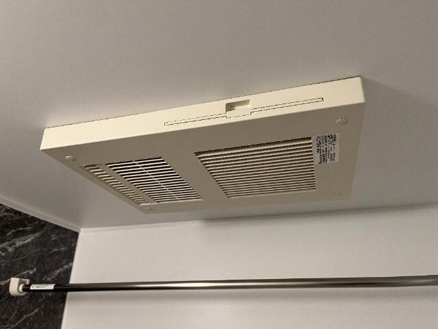 物件内観写真17　(浴室乾燥機)