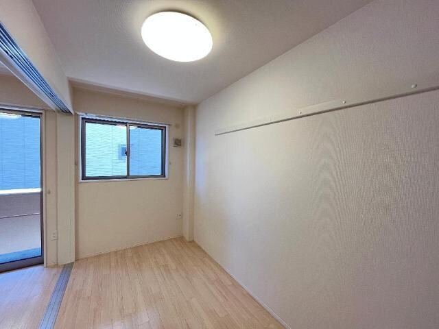 物件内観写真21　(洋室)